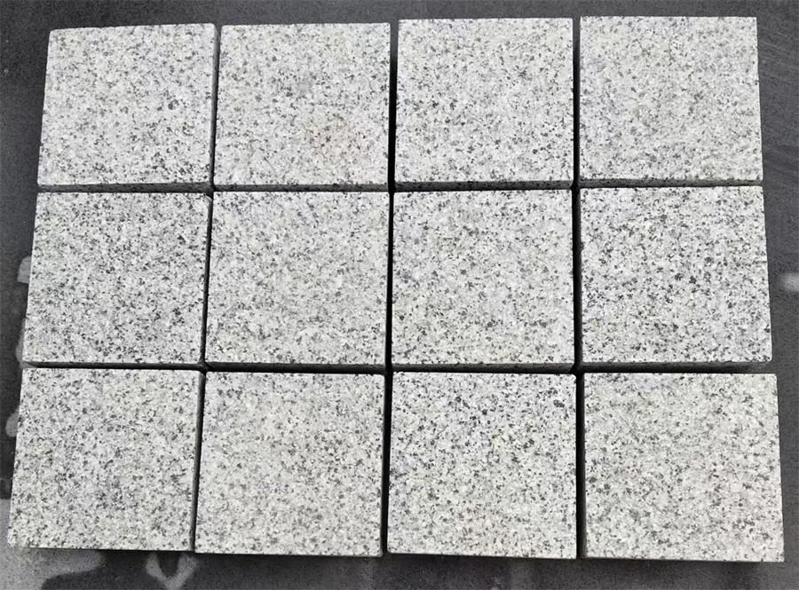 หินแกรนิตก้อน 10x10x5ซม. สำหรับปูกลางแจ้ง