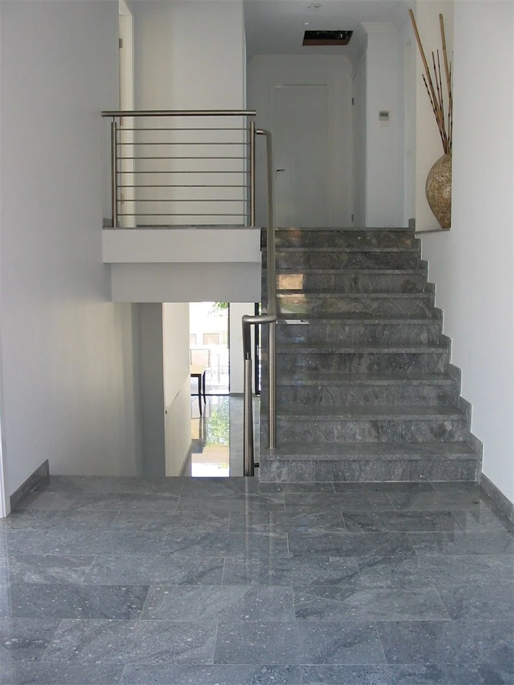 steps and risers -  -